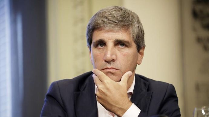 Luis Caputo anticipó de cuánto será la inflación de junio y dijo que Argentina salió de terapia intensiva