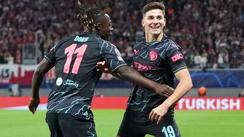 El golazo de Julián Álvarez que le dio la victoria al Manchester City ante el Leipzig