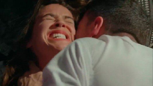 Calu Rivero y Esteban Lamothe protagonizaron una fuerte escena de abuso sexual