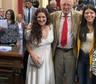 Una diputada de Salta asumió a su banca con un vestido de novia: Hoy me caso con la gente