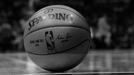 La NBA confirmó que 16 jugadores dieron positivo de coronavirus