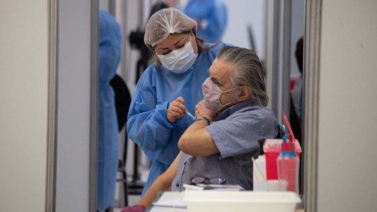 La Ciudad inicia la vacunación a mayores de 60: cómo anotarse