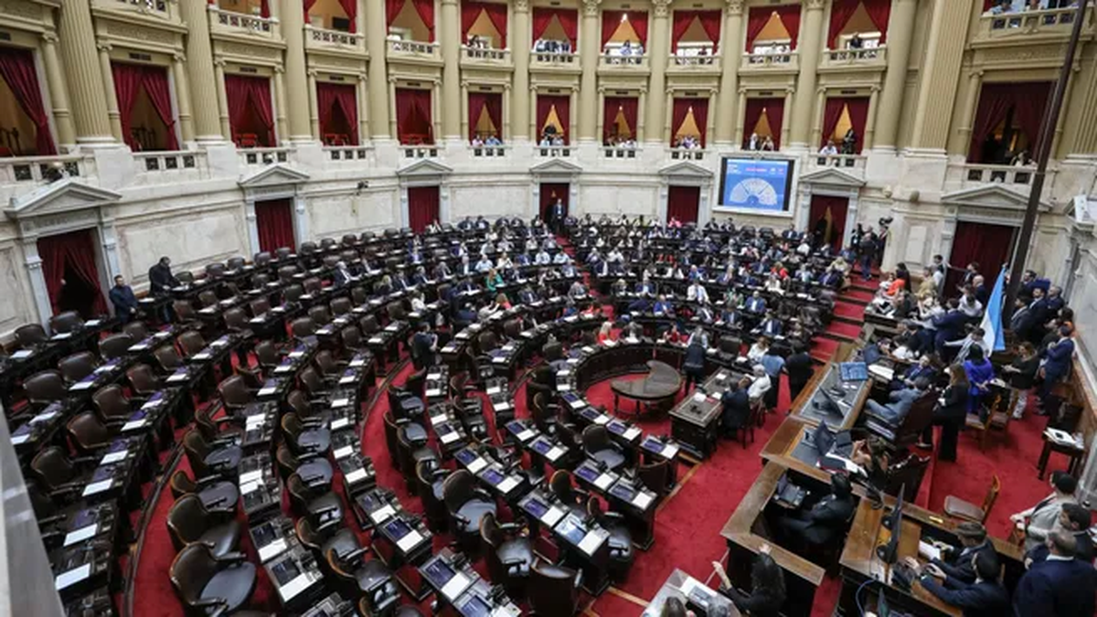 Ficha limpia ¿Quiénes fueron los diputados que faltaron para el quórum?