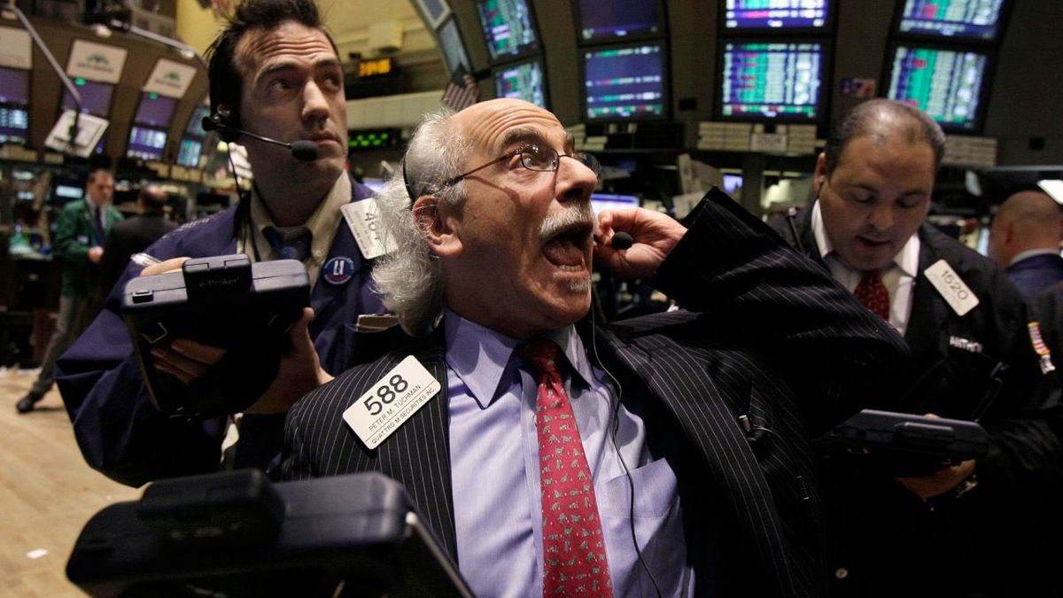 El cimbronazo bancario golpeó fuerte en Wall Street