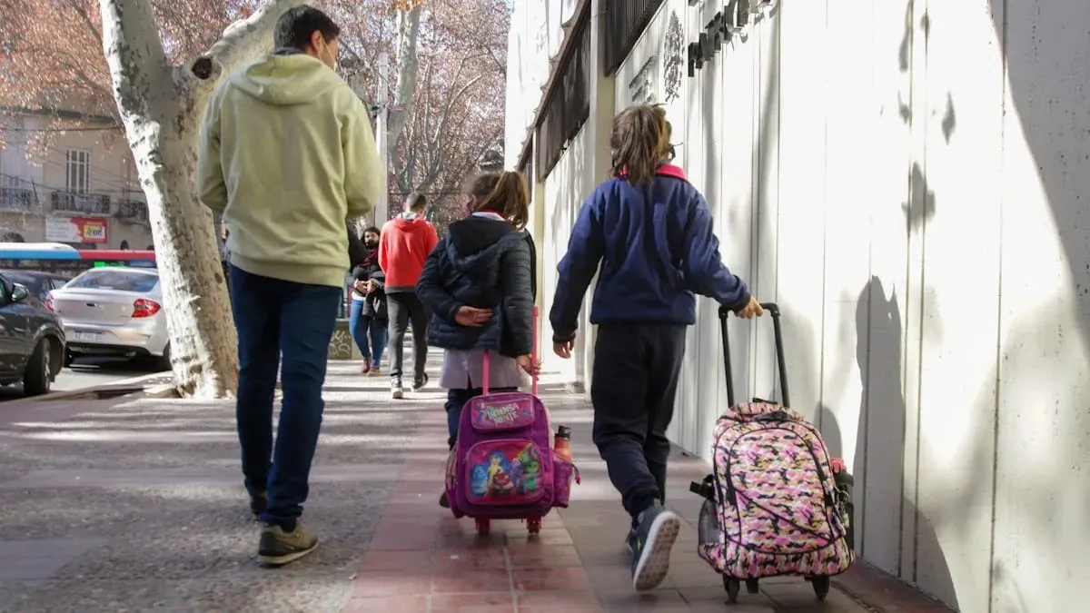 VOUCHERS EDUCATIVOS: cómo saber si cobro en MAYO. (Foto: archivo)