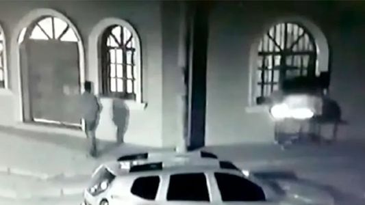 Tucumán: hacían asado y les robaron la carne de la parrilla