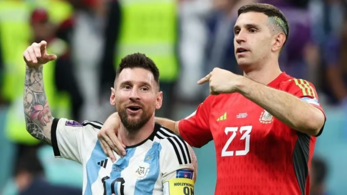 Lionel Messi y Emiliano Dibu Martínez.&nbsp;