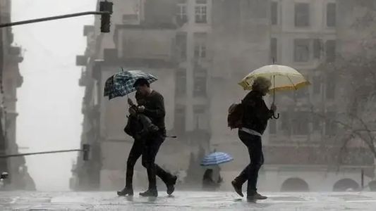 Alertas por fuertes tormentas con granizo en Buenos Aires y nueve provincias