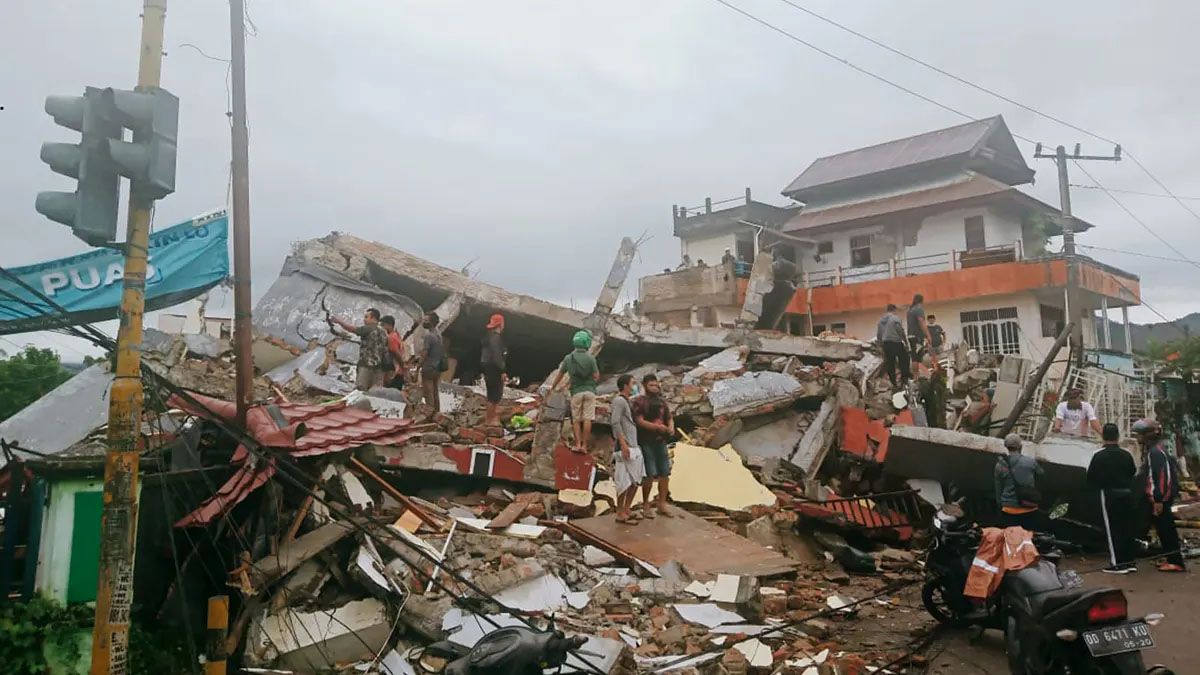 Un sismo en Indonesia deja al menos 44 muertos (Foto: Gentileza The Guardian)