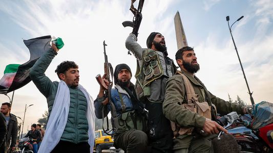 Los rebeldes derrocan el Gobierno de Siria, tras 50 años de dominio de la familia Assad