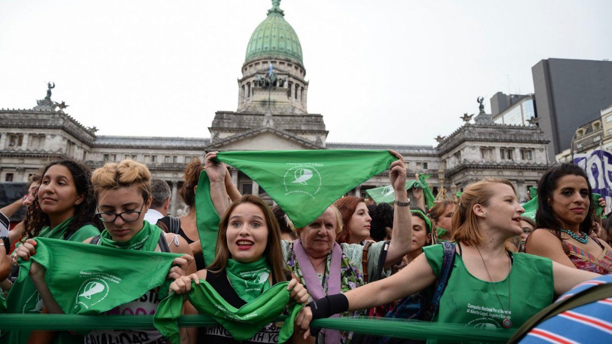 El martes el Congreso se teñirá de verde por un nuevo pañuelazo a favor del aborto legal