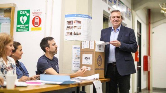 Con más del 80% de mesas escrutadas, Alberto supera el 45% y gana en primera vuelta