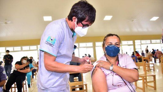 Formosa ya vacunó a todos los mayores de 60 años con la primera dosis