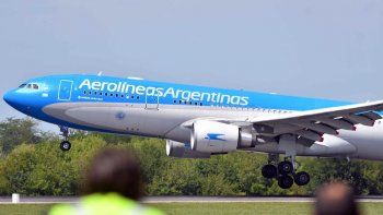 Confirman para esta noche un vuelo de Aerolíneas para traer más dosis de la vacuna Sputnik V