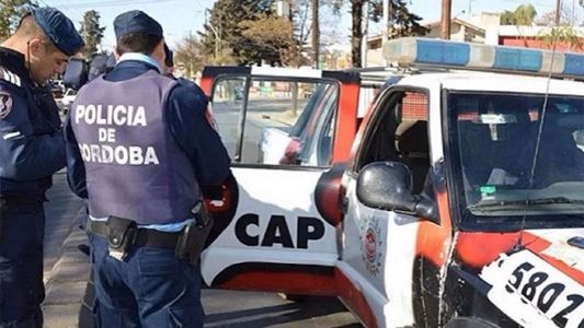 Horror en Córdoba: una mujer llamó a la comisaría para confesar que mató a su hija de 6 años