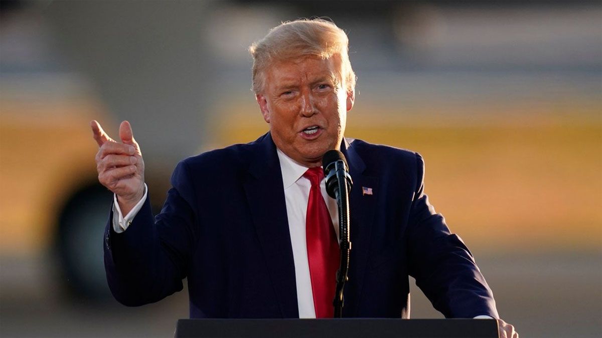 Donald Trump calilficó de inepta la administración de su sucesor