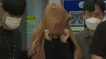 El crimen que estremeció a Nueva Zelanda: quién es la mujer acusada de matar a dos niños y meterlos en valijas de subasta