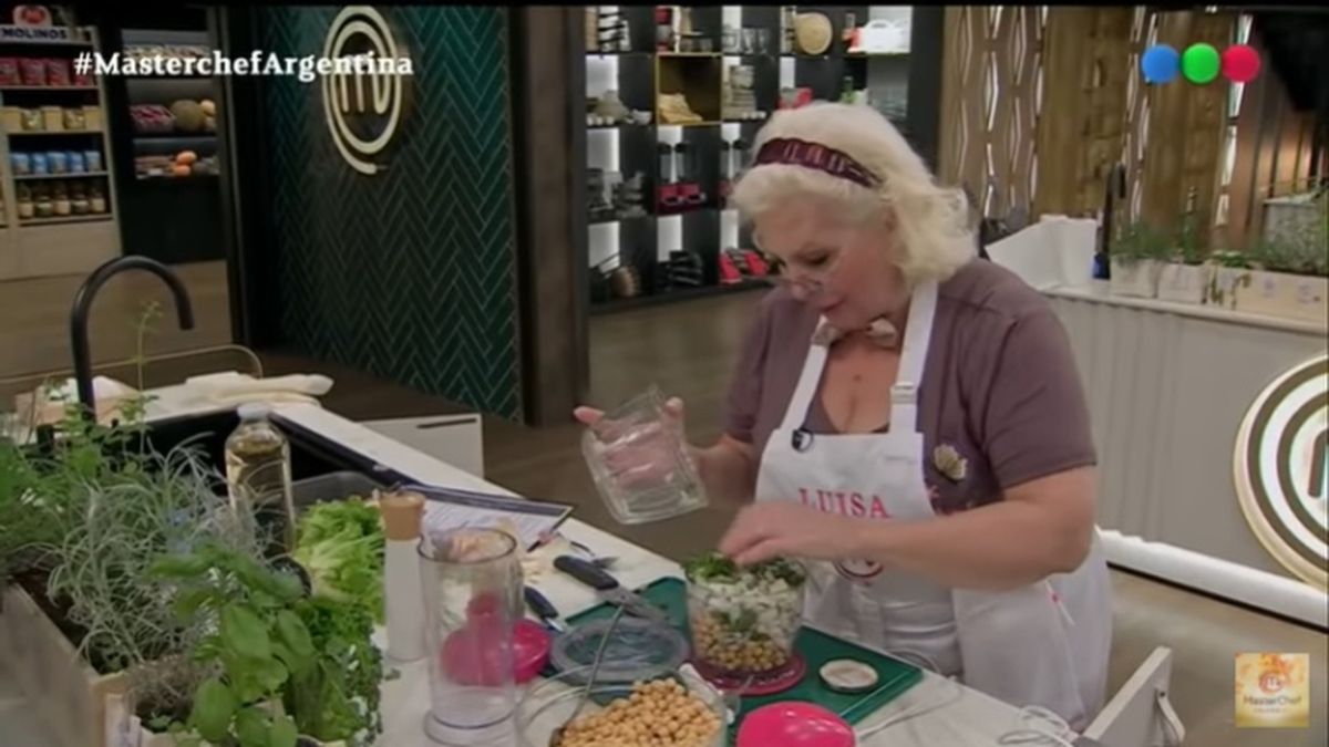 Anoche Luisa Albinoni contó varios detalles de su relación con el ex presidente Carlos Menem, con el que mantuvo un fogoso romance. 