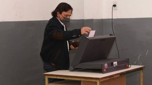 Los salteños eligen diputados y senadores provinciales