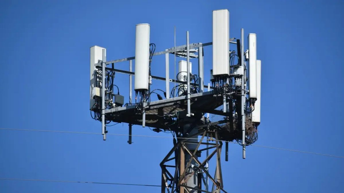 La ubicación de las antenas 5G pueden interferir la comunicación y los datos que reciben los aviones (Foto: Archivo)
