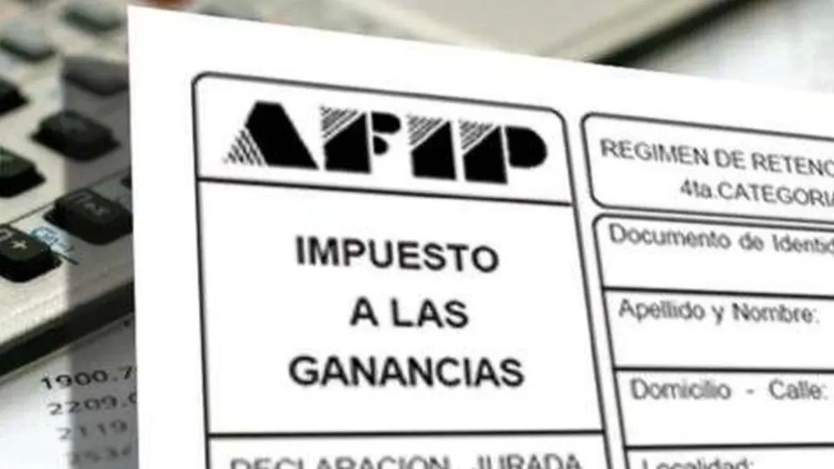 Aquellos empleados cuyos ingresos brutos mensuales superen el nuevo umbral estarán sujetos a pagar Ganancias (Foto: archivo).