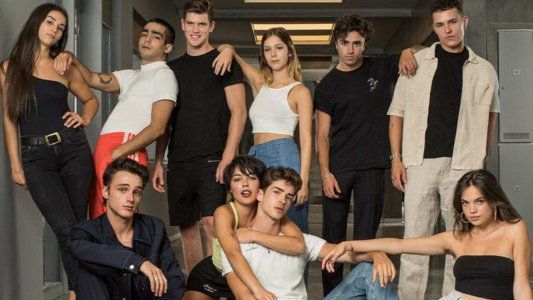 Netflix: el regreso de Ester Expósito y Mina El Hammani a Élite