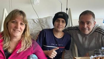 Juntos por Tomy: la nueva batalla de un chico contra la leucemia y la pelea de una familia que dejó todo y no se rinde