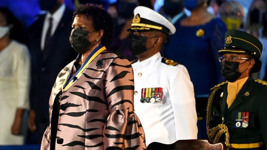 Adiós a Isabel II: Barbados se convirtió en una República y la jefa de Estado asumió con una llamativa primera medida