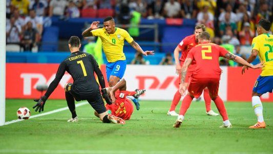 Polémica en el VAR: ¿Fue penal para Brasil?