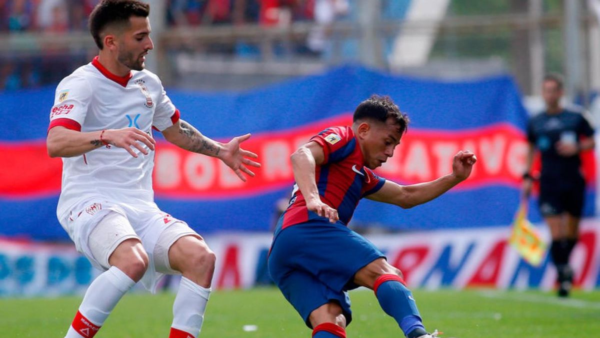 Huracán y San Lorenzo buscan el liderazgo del campeonato en el clásico: empatan 0 a 0
