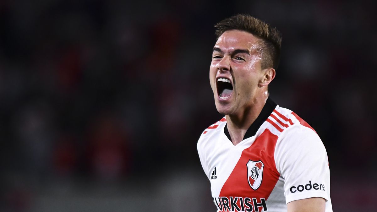 Agustín Palavecino abrió la cuenta para River.