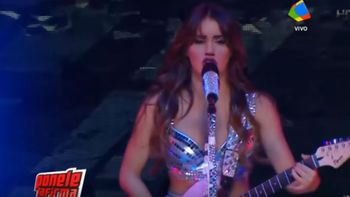Guitarra en mano, Lali Espósito se presentó en el Ópera