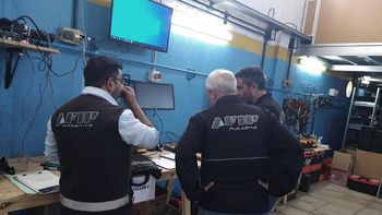 Minería de criptomonedas: AFIP detectó que una granja evadió Ganancias por $300 millones