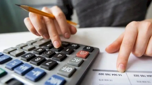 Uno por uno, los aumentos que llegan en diciembre: alquileres, nafta y mucho más