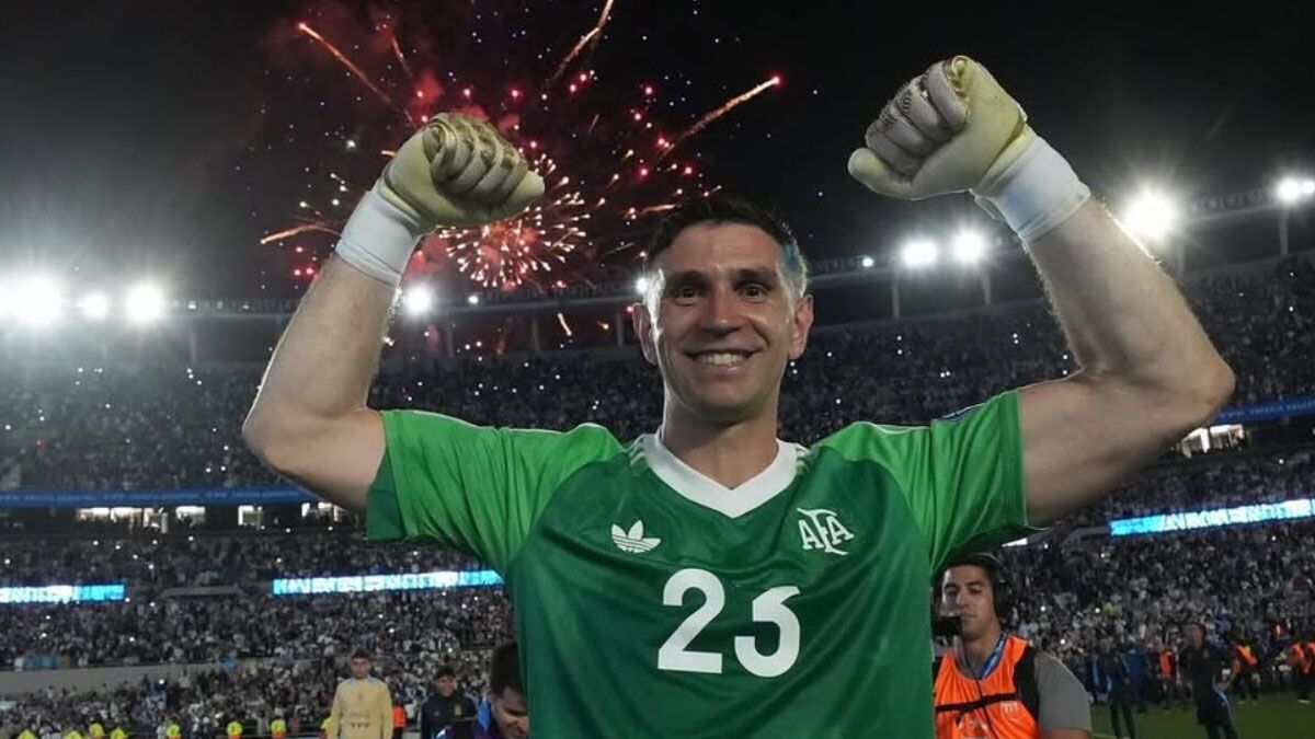 ¿Vuelve al fútbol argentino? Dibu Martínez habló sobre su futuro y sacudió a los hinchas de Independiente