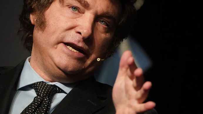 Javier Milei contra Ignacio Torres por el conflicto con Chubut: Amenazar con cortar el petróleo y el gas es un delito