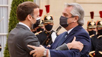 El presidente Alberto Fernández arribó al Palacio del Elíseo, en París, y con el presidente francés, Emmanuel Macron ofrecieron una declaración conjunta a la prensa. (Foto: Télam) El presidente Alberto Fernández arribó al Palacio del Elíseo, en París, y con el presidente francés, Emmanuel Macron ofrecieron una declaración conjunta a la prensa. (Foto: Télam)