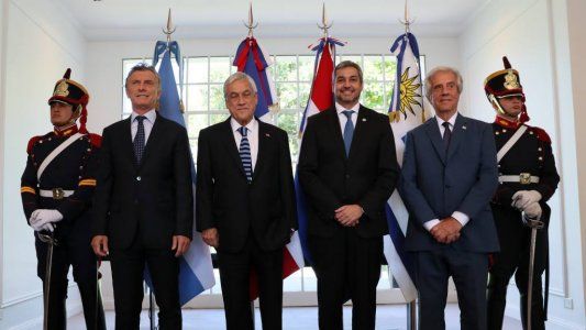 Macri quiere reforzar su rol regional: recibió a los presidentes de Chile, Paraguay y Uruguay