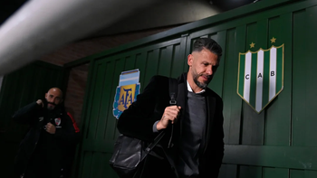 criticas y furia: martin demichelis se cruzo con la prensa tras la goleada de river a banfield criticas y furia: martin demichelis se cruzo con la prensa tras la goleada de river a banfield