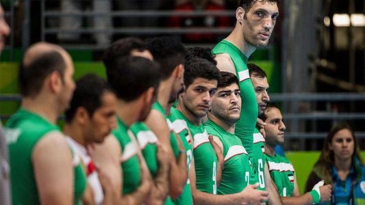 Juegos Paralímpicos: Mide 2,46 metros, es el segundo hombre más alto del mundo y vuelve a ser sensación