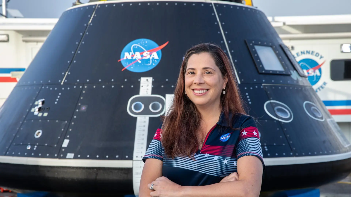 Quién es Liliana Villarreal, la ingeniera que dirige el aterrizaje y la recuperación de Artemis