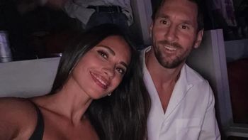 la inesperada reaccion de lionel messi cuando lo enfoco la kiss cam de coldplay