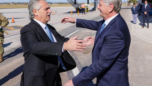 El Gobierno celebra el triunfo 4 a 0 en provincias y espera definiciones por la fórmula presidencial