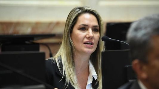 Carolina Losada sacude la interna de JxC en Santa Fe con una grave denuncia contra su rival