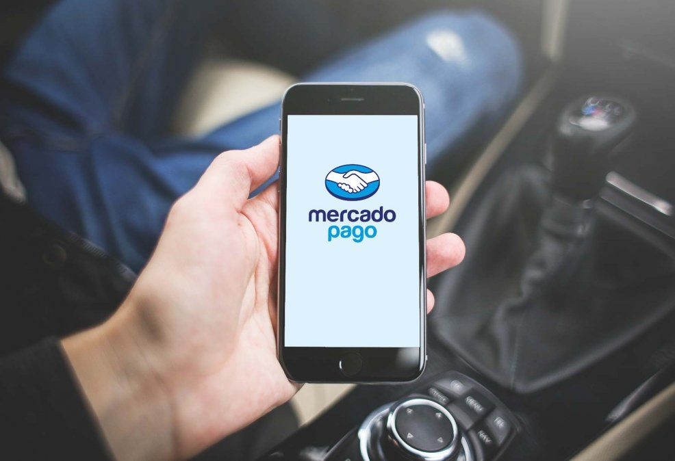 Mercado Pago aclaró que solo deberán pagar impuesto aquellos que utilicen el nuevo servicio de transacciones
