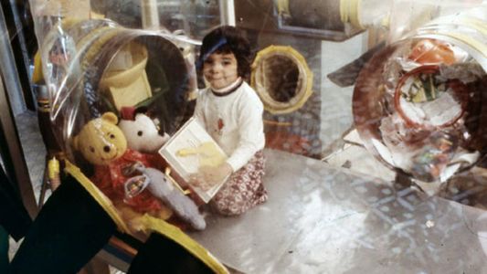 El niño burbuja: la historia del chico que creció aislado del mundo