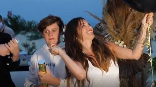 El blooper del hijo de Pampita en pleno anunció de embarazo que se viralizó