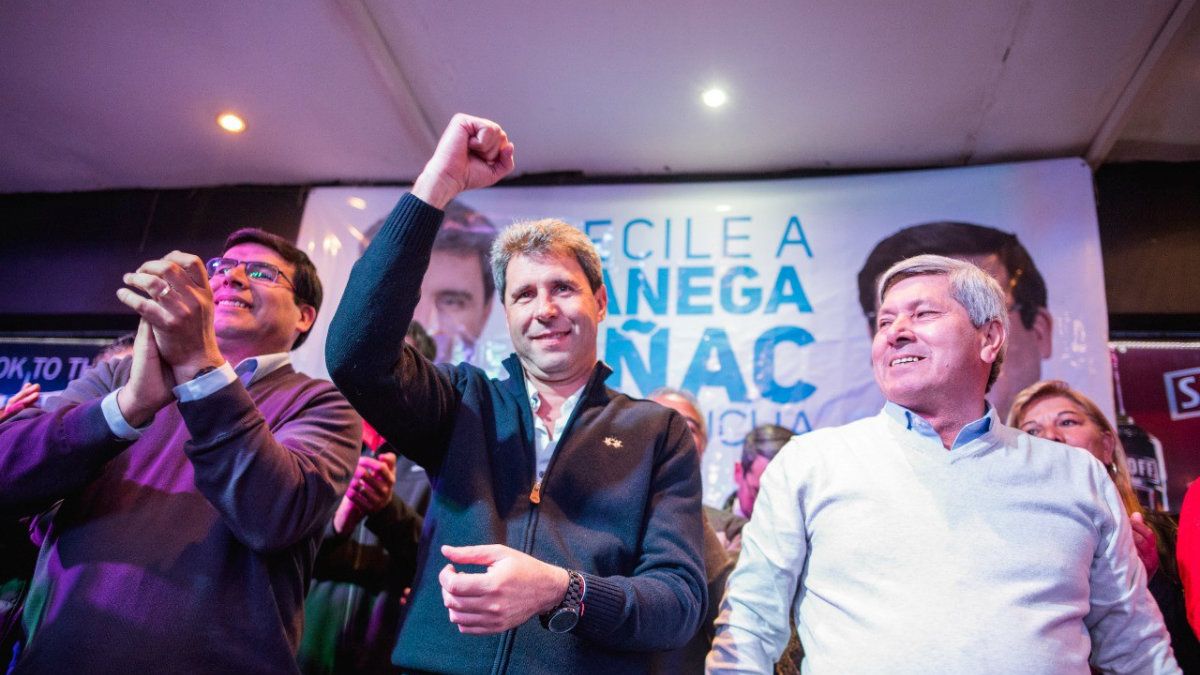 San Juan: el gobernador Uñac celebró el triunfo del Frente de Todos y apuntó a la Corte Suprema (Foto: Telam).