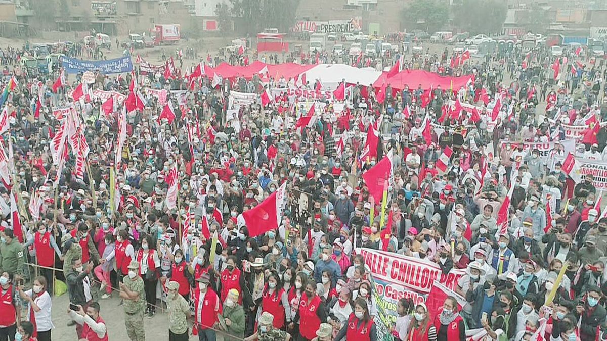 La justicia electoral del Perú aun no proclama a Pedro Castillo como el nuevo presidente electo. (Foto: AP)