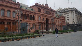 La Casa Rosada defiende el impuesto a las Grandes Fortunas: dicen que es parte del Pacto Fiscal firmado con gobernadores y que no financiará un nuevo IFE